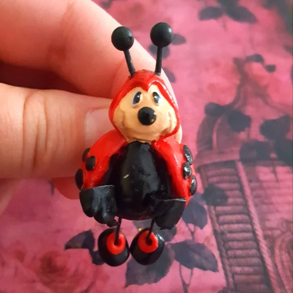 Ladybug Character Pin Brooch - Picture 1 of 2